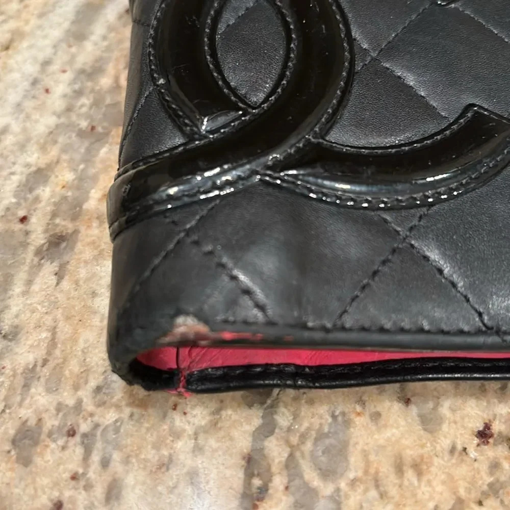 Chanel black long leather wallet with pink leather inside - Picture 4 of 16
